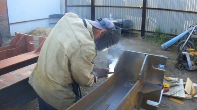 Сварка колонн. НПП РУСМЕТ - резка металла. смотреть онлайн