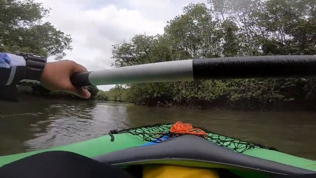 Our first kayak trip to Pulau Ubin in the Intex Challenger смотреть онлайн