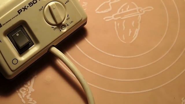 Силиконовый коврик (230⁰C максимум) и паяльник (300⁰C) смотреть онлайн