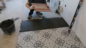 укладка плитка на пол 45/45 плитка япиштриш