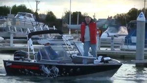 Наклейки рыбы на Crestliner Fish Hawk 1650