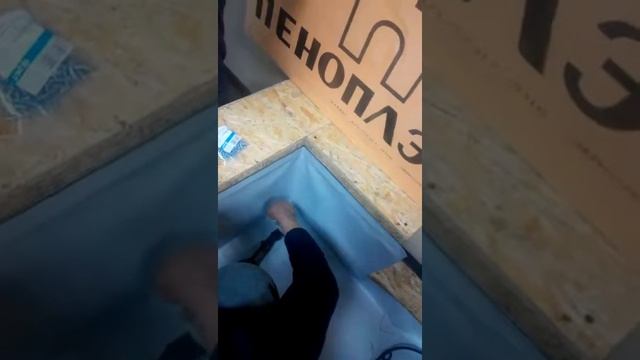 Устройство внутреннего и внешнего угла кровли из ПВХ-мембраны смотреть онлайн