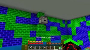 ЗОМБАК НАШЁЛ КРУГЛЫЕ ЯМЫ В МАЙНКРАФТ