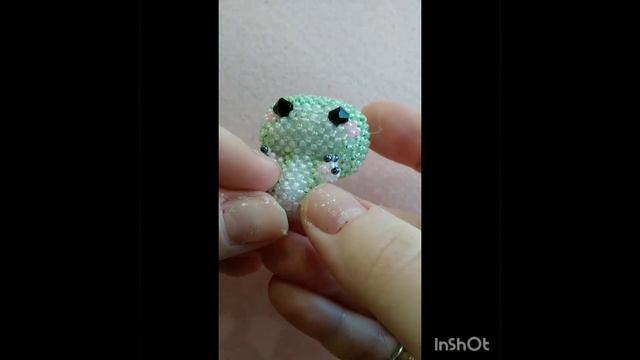 Динозаврик амигуруми из бисера.(верхние и нижние лапы)