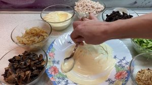 Салат с черносливом. Вкусно и сытно!