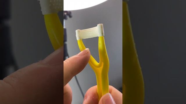 Как чистить язык? смотреть онлайн