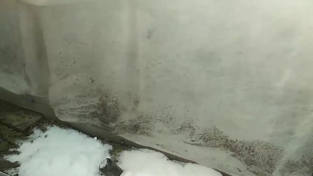 ДАЧА! ВЕСНА! СНЕГ В ТЕПЛИЦУ🤔 НУЖНО ЛИ?? смотреть онлайн