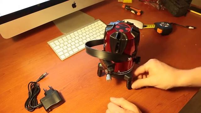 Распаковка, работа нивелира  Лазерный уровень с Aliexpress 8 лазеров 9 точек, 360 градусов