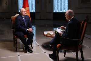 Лукашенко поставили в упрек его постоянные кивки в сторону России. Свежие новости сегодня