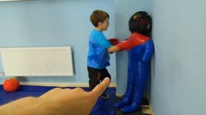 Индивидуальное обучение маленьких детей боксу.  71   (Konkin I.)