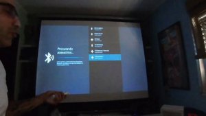 Projetor Wanbo T6 Max conectado Bluetooth no Soundbar