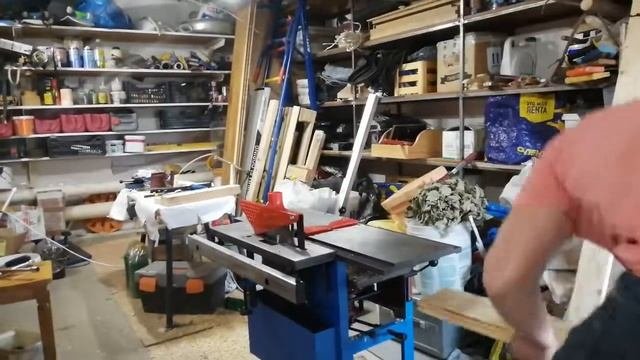 Работа на деревообрабатывающем станке