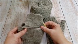 №255 Рассказовская шерсть - продолжаю знакомиться с пряжей. Связала мужские митенки. 🧶 🧶🧶 ☕