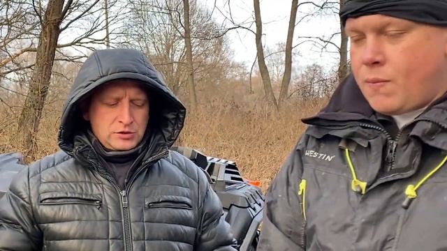 ЛОМАЕМ ЛЕД НА КВАДРОЦИКЛАХ, ТЕСТ ПЛАВАЮЩЕГО СНЕГОХОДНОГО КОСТЮМА смотреть онлайн