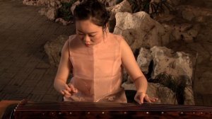 Guqin: “The Moon Over the Mountain Guan,” performed by Jiaoyue Lyu