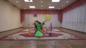 "Мир, который нужен мне" исп. танцевальный коллектив "Солнечные капельки"