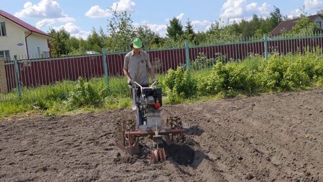 нарезка гребней под картошку двойным окучником с упором