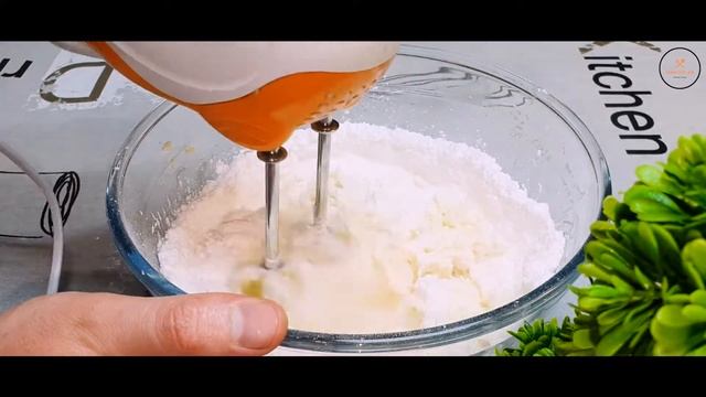 ИДЕАЛЬНЫЙ КРЕМ для выпечки и украшения торта! Рецепт | Манго - ежедневная кухня! смотреть онлайн