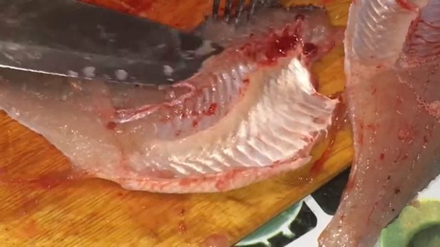 КАК СДЕЛАТЬ ФИЛЕ ОКУНЯ? // РАЗДЕЛЫВАЕМ ОКУНЯ смотреть онлайн