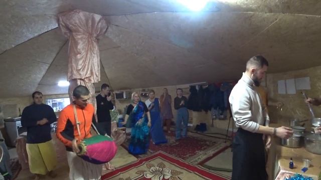 169.Окунево. Праздник "Панча - Таттва". Сибирские Вайшнавы. Харе Кришна. Вальмики прабху. смотреть онлайн