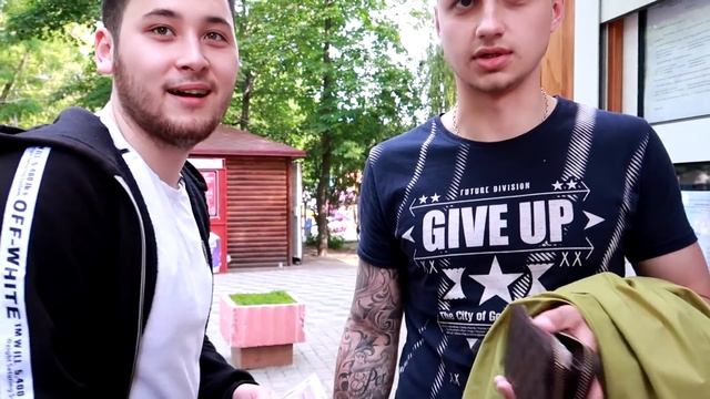 Виталик-ПАПА??Наношу автозагар??Помыла котят