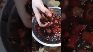 Первое кормление червей. Калифорнийский червь