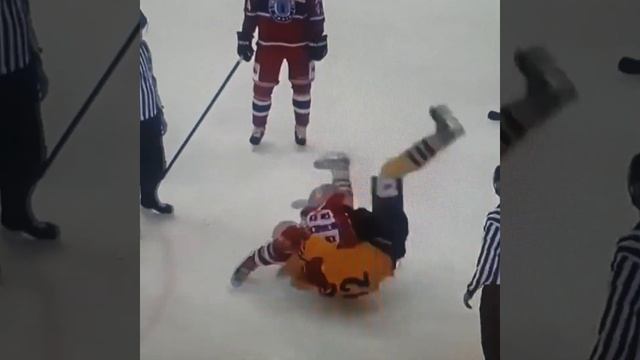 САМБО и в ХОККЕЕ САМБО!) Красивые броски вне татами и ковра!), из сети. смотреть онлайн