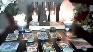 GEMINI - Mid-Monthly Love & Money Tarot Reading - April 2018