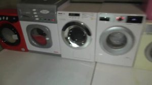 8 Way Battle Toy Wash Race 2 Chad Valley’s Zanussi AEG Bosch Miele W1 Washmatic Casdon & Meine Erst