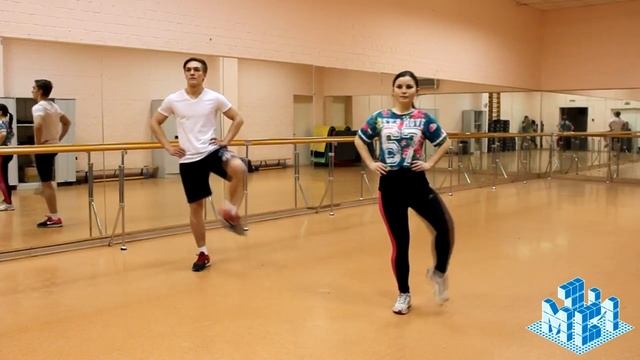 5 класс. Урок 80. Техника безопасности. Владение мячом в игровых ситуациях. смотреть онлайн