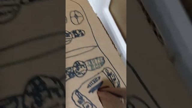 Салон Бугатти Вейрон из картона! смотреть онлайн