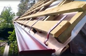 Установка водосточной системы в Кировском районе.