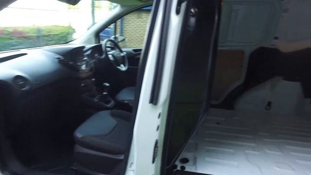 FORD TRANSIT COURIER 1 5 SPORT TDCI 99 BHP 2019 19 смотреть онлайн