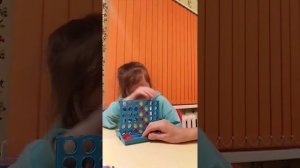 ??Настольная игра "4 в ряд"
