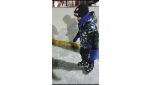 Первый раз на коньках