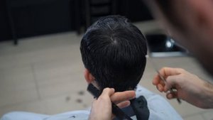 DEMETRIUS | Стрижка КРОП с оформлением бороды | Мужская короткая стрижка 2020 | ENG SUBS | CROP