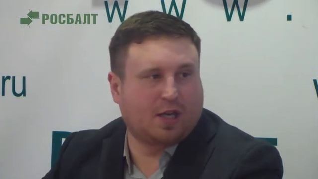 Настоящий мужчина: Нейрохирург-спасатель, готовящий стейки между играми в регби смотреть онлайн