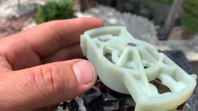 Flymo HoverVac 270 смотреть онлайн