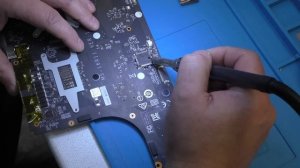 Новый MSI GF63 умер через 3 дня и больше 2х лет ноутбук ремонтировали в компьютерных сервисах,