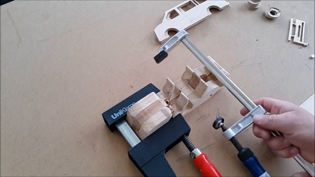 Volkswagen T5 out of Wood смотреть онлайн