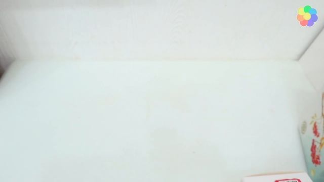 САМЫЕ ПЕРВЫЕ НОВОГОДНИЕ ПОДАРКИ - СКРЕПЫШИ 3 МИНЬОНЫ и другие сладости