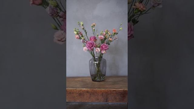 Начинать день с цветов в вазе - значит, что он будет потрясным |#shorts смотреть онлайн