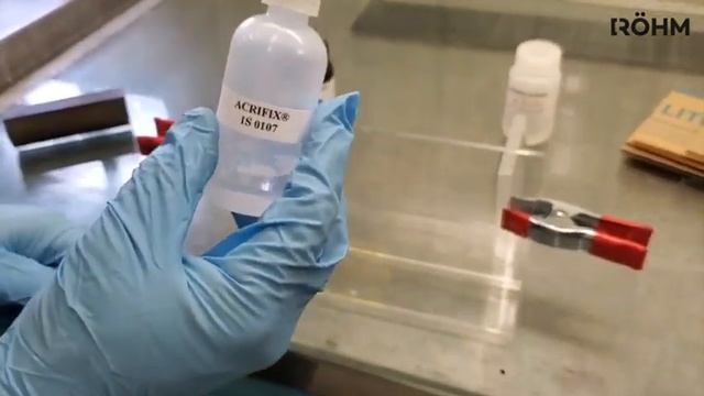 Cementing with ACRIFIX  by ACRYLITE