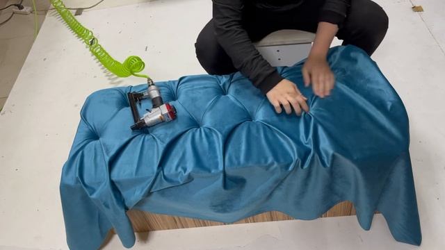 Как сделать банкетка пуфик своими руками/ Пуфики смотреть онлайн