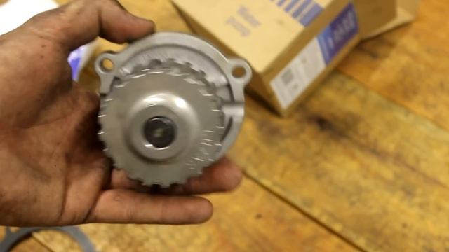 ТАВРОБУДНИ#46 - Замена помпы. Натяжного ролика. Ремней ГРМ и генератора смотреть онлайн