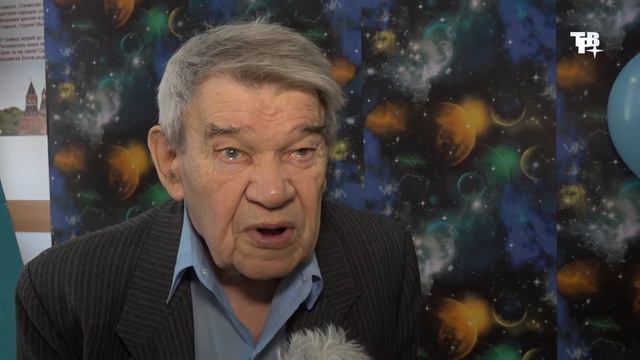 Заслуженный работник образования