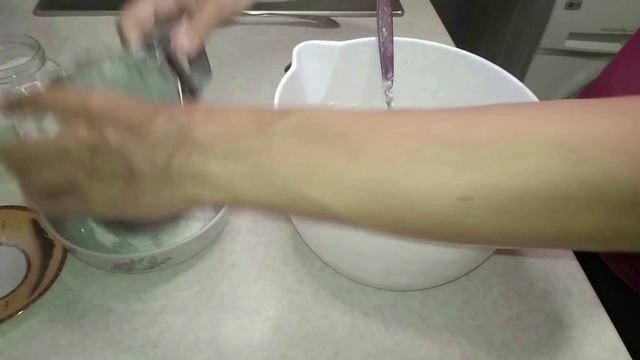 Нежнейшие МАФФИНЫ кексы с бананом без сливочного масла. Готовить легко, просто и быстро, без миксер смотреть онлайн