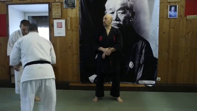 小山勝太郎の学校 SHIHAN ASHRAFOV ACADEMY OF MARTIAL ARTS смотреть онлайн