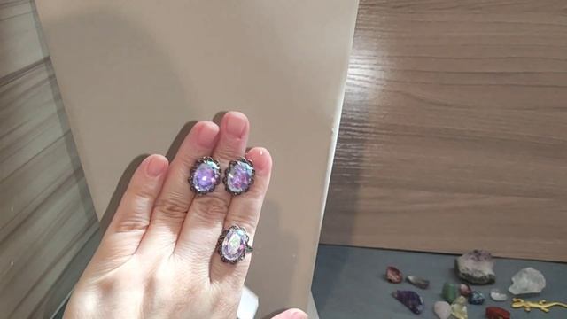 55. ОБЗОР УКРАШЕНИЙ С НАТУРАЛЬНЫМИ КАМНЯМИ. СКИДКА - 20% смотреть онлайн