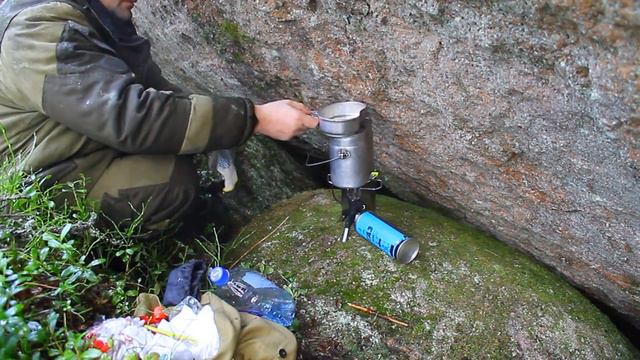 Поход круглый год,поход в лес во все сезоны с легким снаряжением. смотреть онлайн